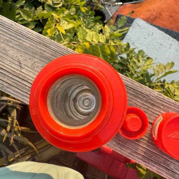 Vintage Atomic MCM Aladdin's Vanguard Thermos Bottle 1 Pint  Red & Black - Picture 5 of 6